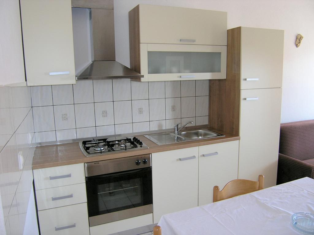Zahija Apartment Krk Værelse billede